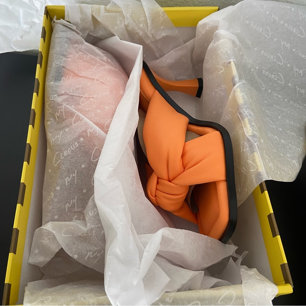 NIB Circus Sam Edelman Orange Sim Square Toe Heel Sandal - Picture 5 of 8